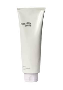 The hidden $40 barrier keeping Djerf Avenue Body Care out of Taiwan