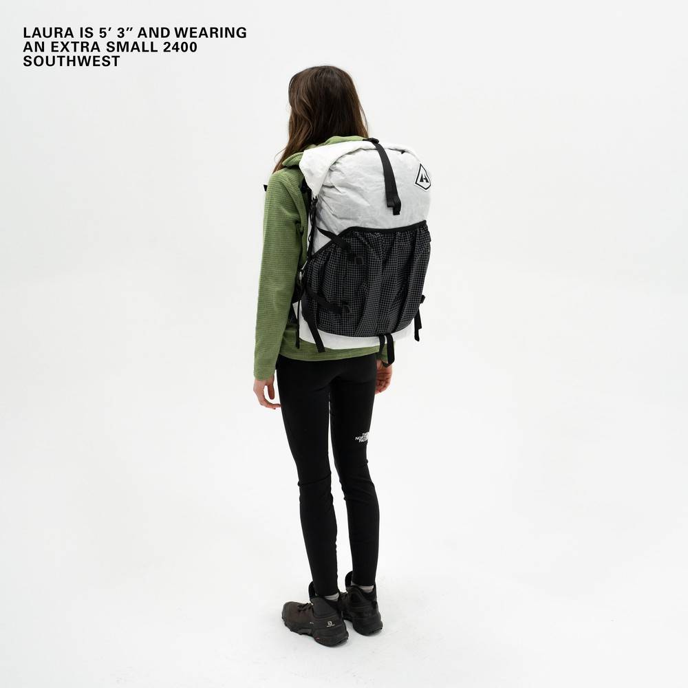 Hoisting the Hyperlite Southwest 40 over Taiwan