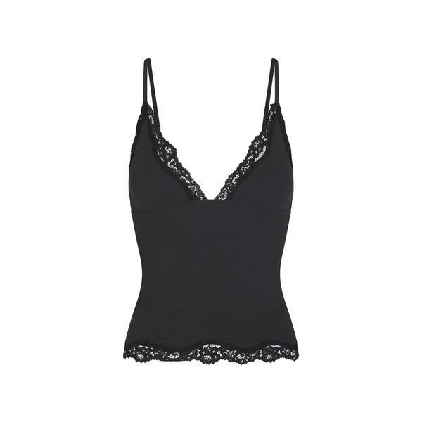 Skims Fits Everybody Lace Collection