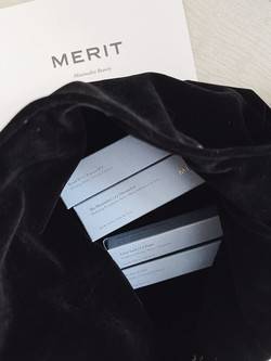 Nabbing the 2026 Merit Beauty Minimalist from the USA with zero checkout drama