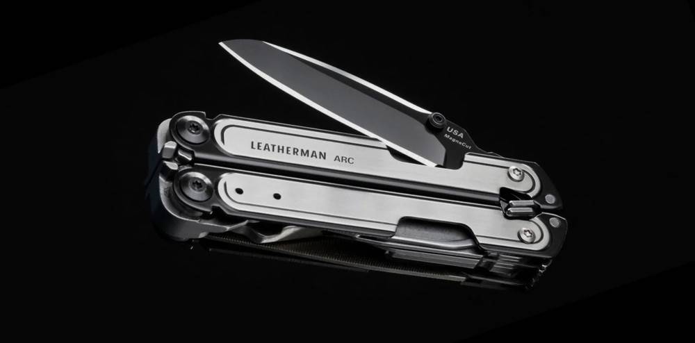 Overpaying for the Leatherman Arc by ignoring US retailers