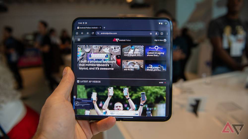 US Google Store vs Singapore Retail: The Essential Logistics for Importing the Pixel 9 Pro Fold in 2026