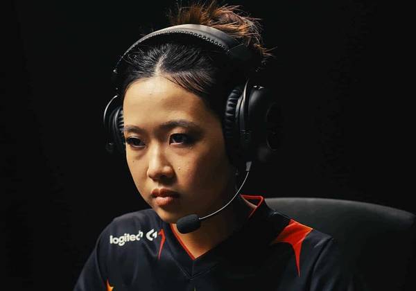 Logitech G Pro X 2 Lightspeed (New 2026 Colorways)