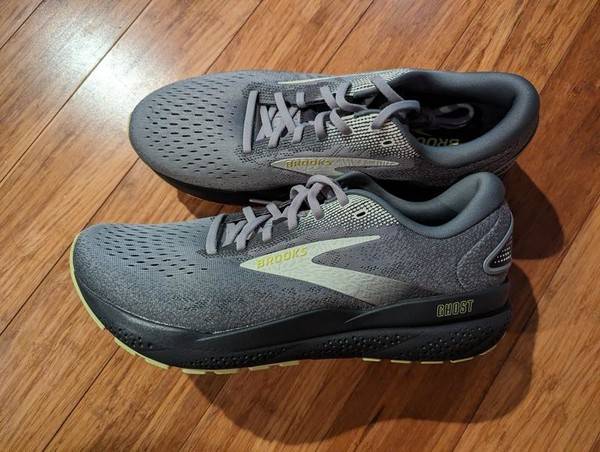 Brooks Ghost 16 (US-Exclusive 'Boston' Edition)