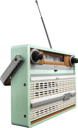 Is saving €65 on the LEGO Icons Retro Radio 10334 worth the logistical effort for Dutch buyers?