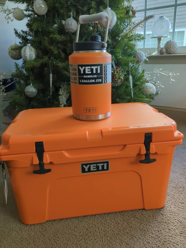 YETI Tundra 45 Hard Cooler (2026 Daybreak Orange)