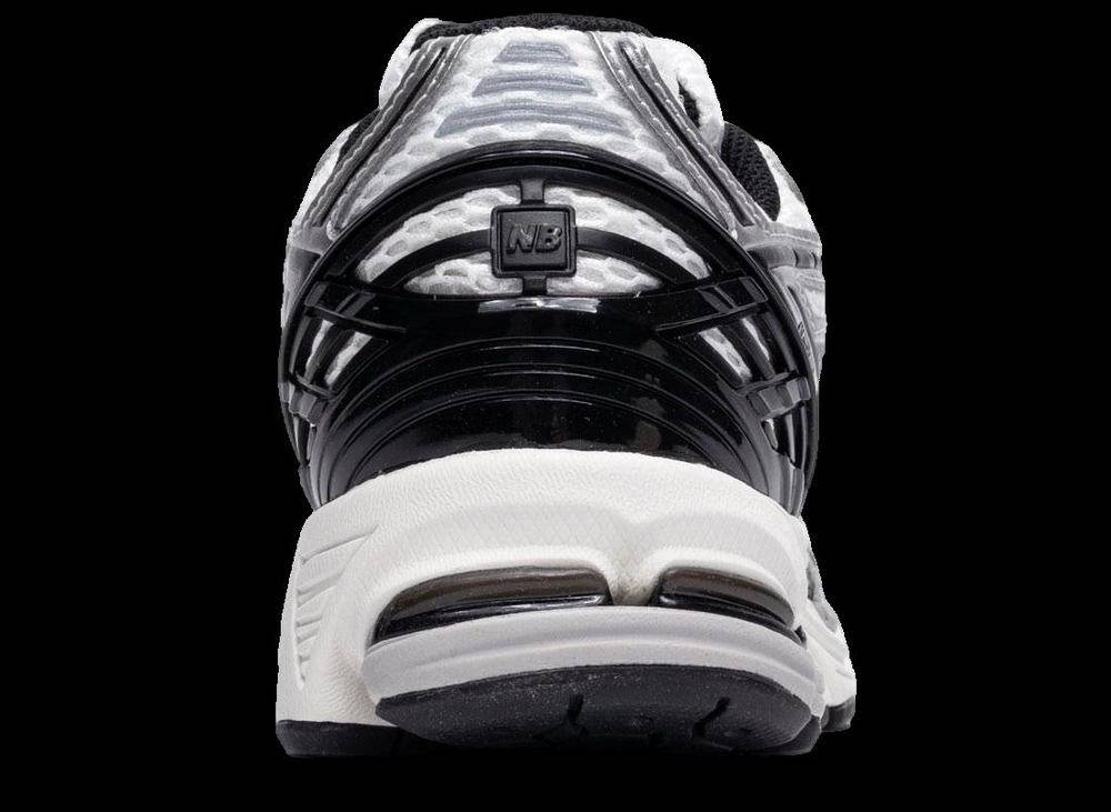 My personal strategy for getting New Balance 1906R Silver Metallic from the US to Malaysia