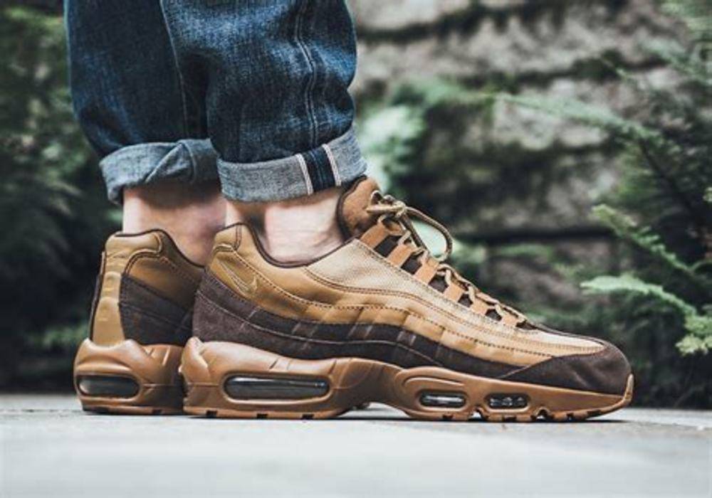 Securing the Nike Air Max Dn Baroque Brown from the US protects your bank account from the predatory resale prices currently hitting German sneaker groups