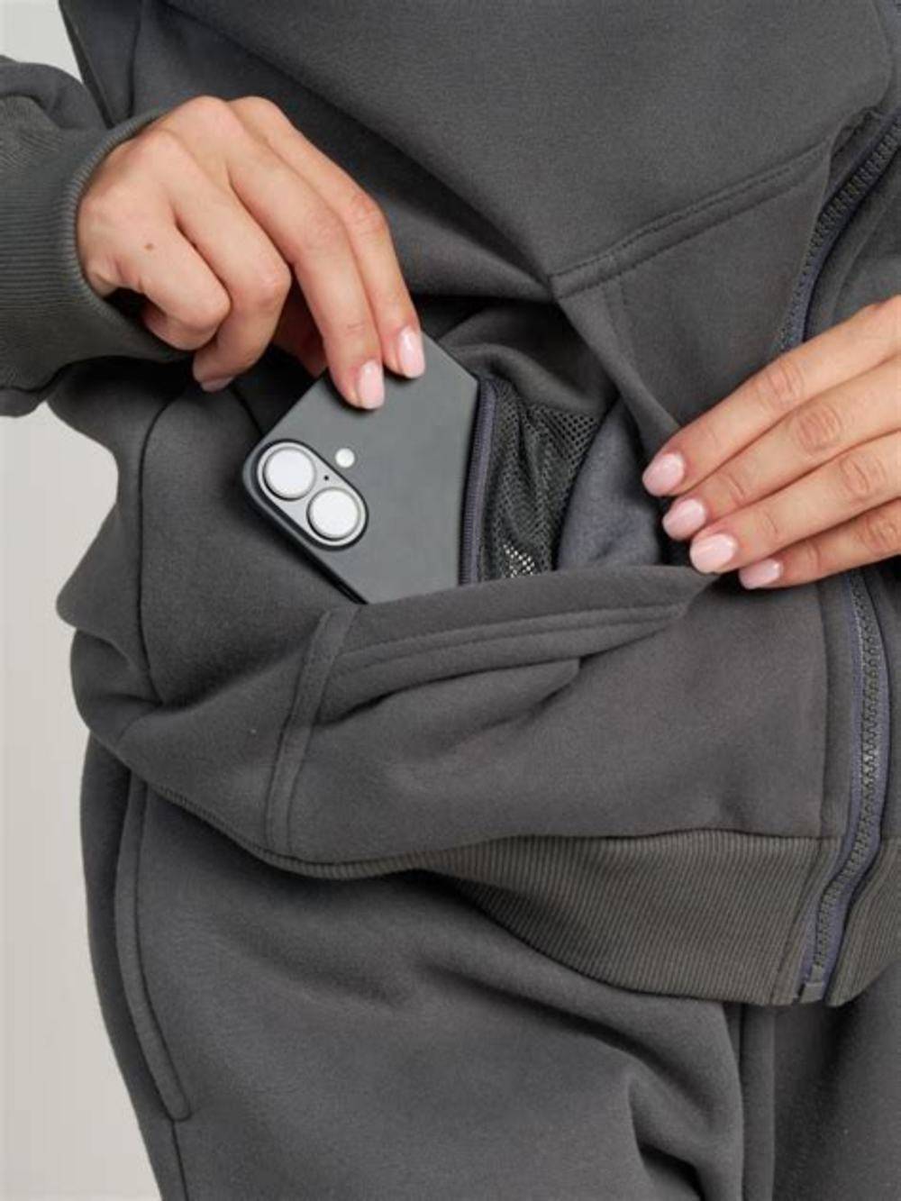 The reality of ordering a Comfort Travel Essentials Hoodie for delivery to Italy