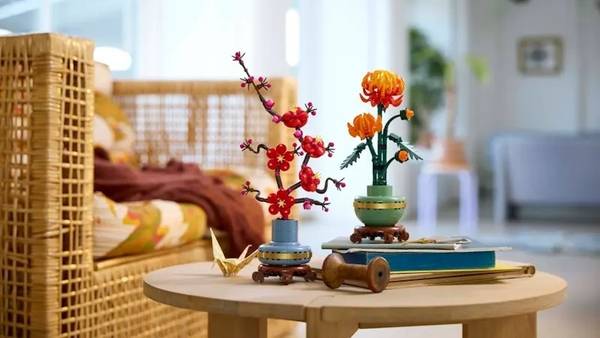 LEGO Icons Pink Magnolia (Botanical Collection)