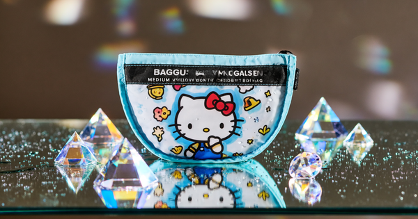 Baggu Medium Nylon Crescent Bag (Hello Kitty Edition)