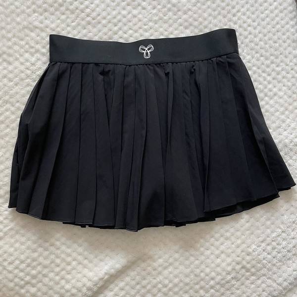 Aritzia TNAction TNAGuide Tennis Skirt