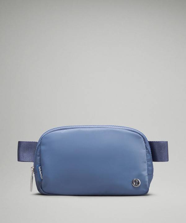 Lululemon Everywhere Belt Bag (Dual Pouch Edition)