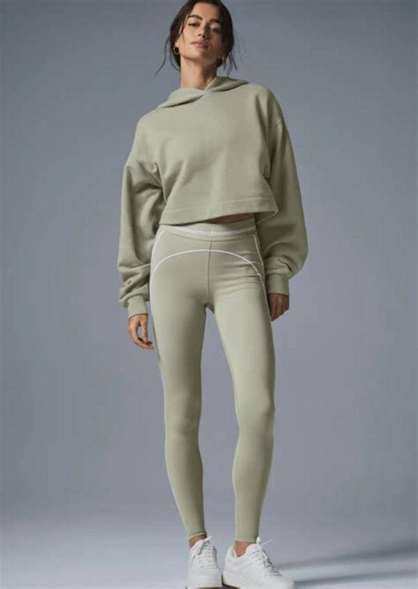 Alo Yoga 7/8 High-Waist Airbrush Legging (Spring 2026 'Lush Green')