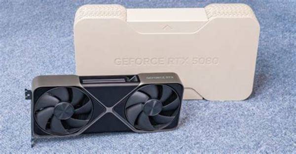 NVIDIA GeForce RTX 5080 (Founders Edition)