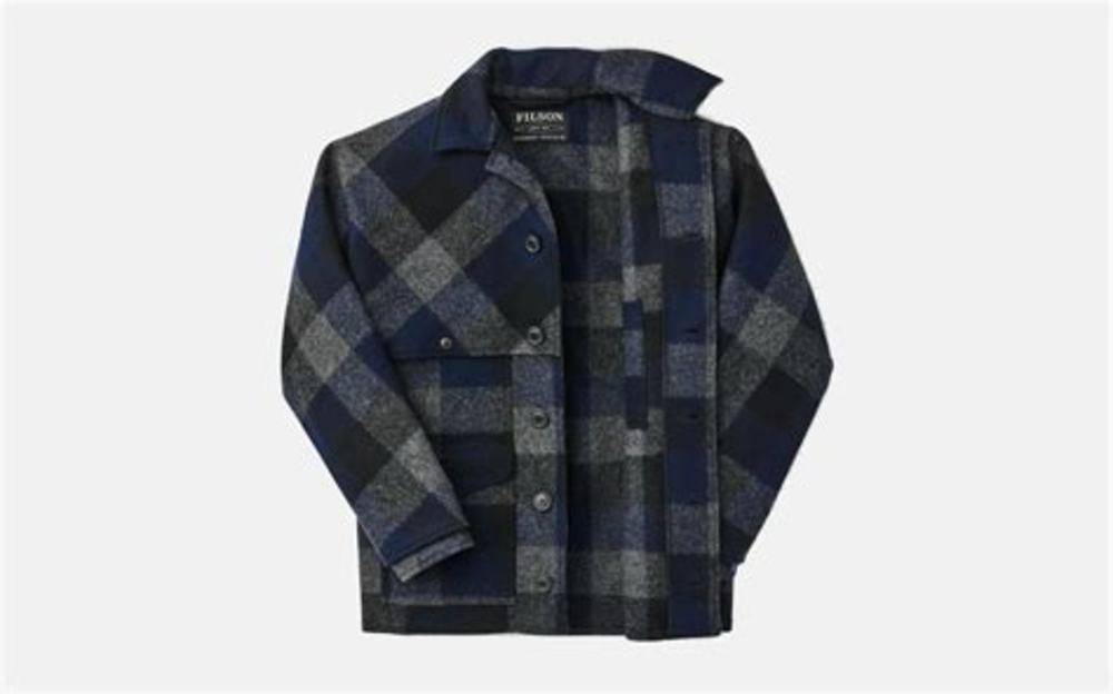 Ordering a Filson Mackinaw Wool Cruiser Jacket from the USA to save big in Spain