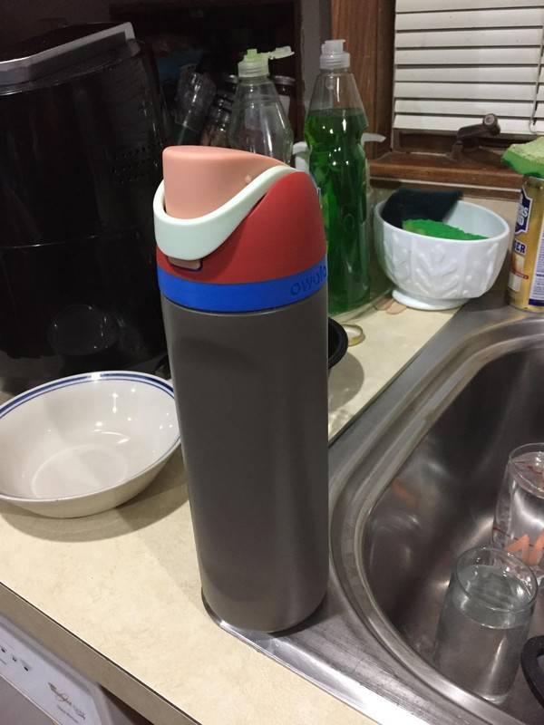 Owala FreeSip (40oz Color Drops)