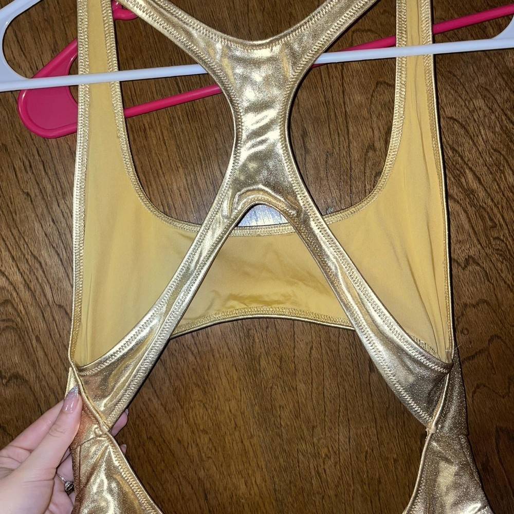 Buying the Skims Swim 2026 Metallic Monokini from the US is cheaper than local luxury markups