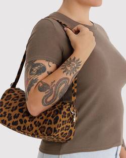 Bagging the Baggu: Save 1,500 THB on the Hello Kitty Crescent your Thailand closet is purr-fectly missing