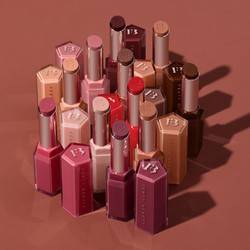 Save 15 Euro on Fenty Beauty Gloss Bomb Stix via US freight forwarders to Spain