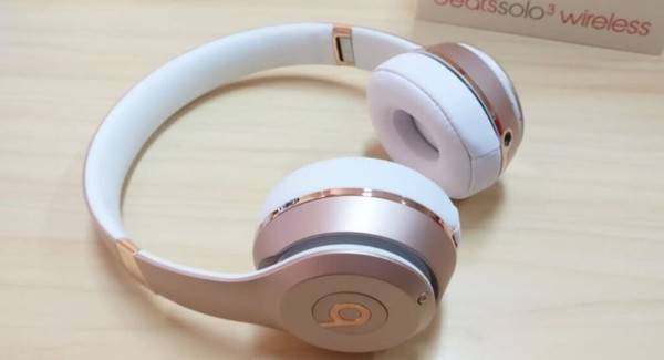 Beats Solo 4 'Neon Collection' (March 2026 Release)