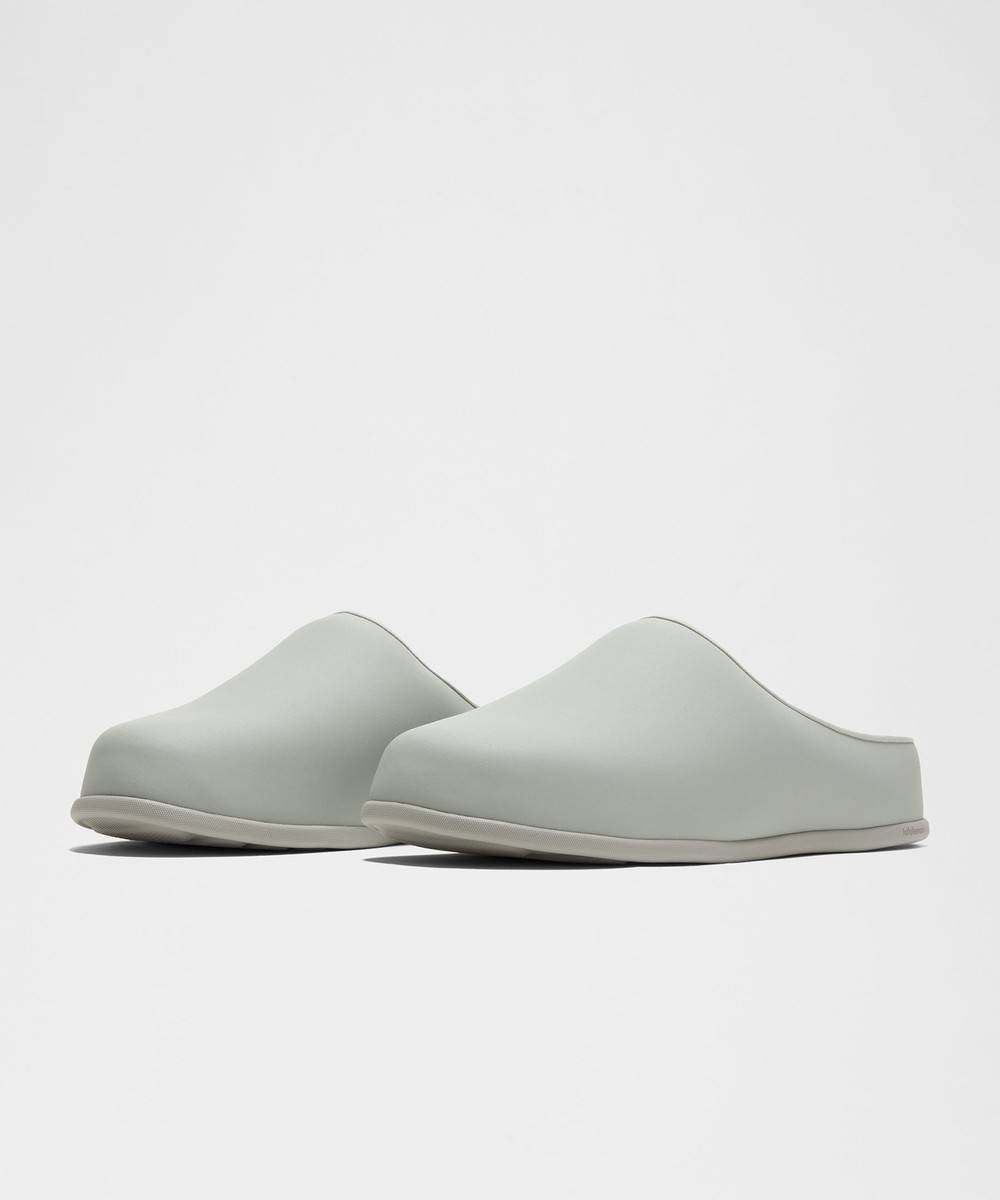 The logistics of securing the US-exclusive Lululemon ZenMode Mule for United Arab Emirates delivery