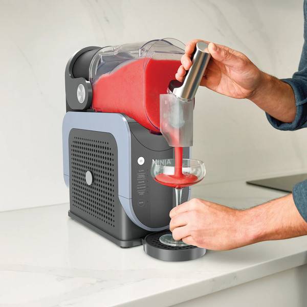Ninja Slushi Professional Frozen Drink Maker