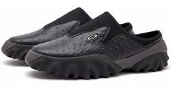 Scoring the Oakley Factory Team Chop Saw Mule via international shipping because who actually enjoys paying the 'Australia Tax' anyway