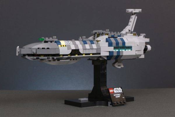 LEGO Star Wars: The Invisible Hand (#75377)