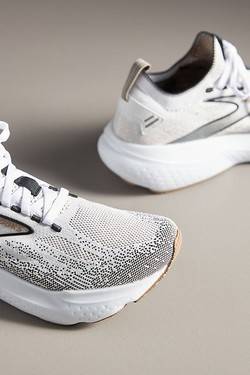 Secure the Brooks Glycerin 21 StealthFit Nightlife edition from US stores today