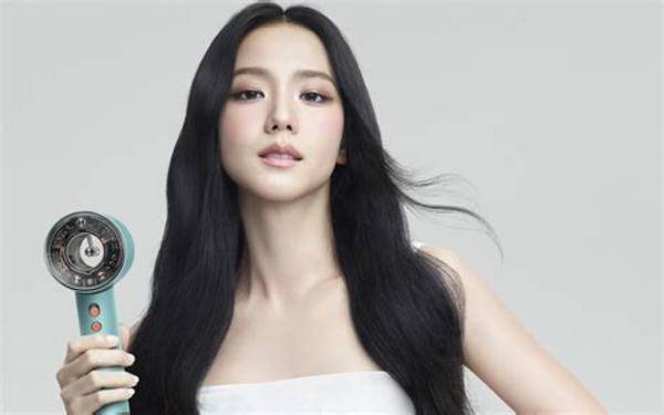 Dyson Supersonic Nural (Ceramic Apricot & Topaz Edition)