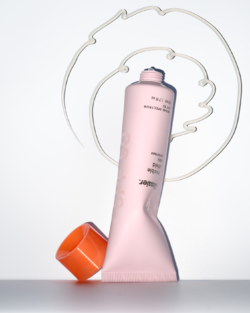 Glossier Invisible Shield 2026 vs. Malaysian Humidity: An architectural plan for your skincare success