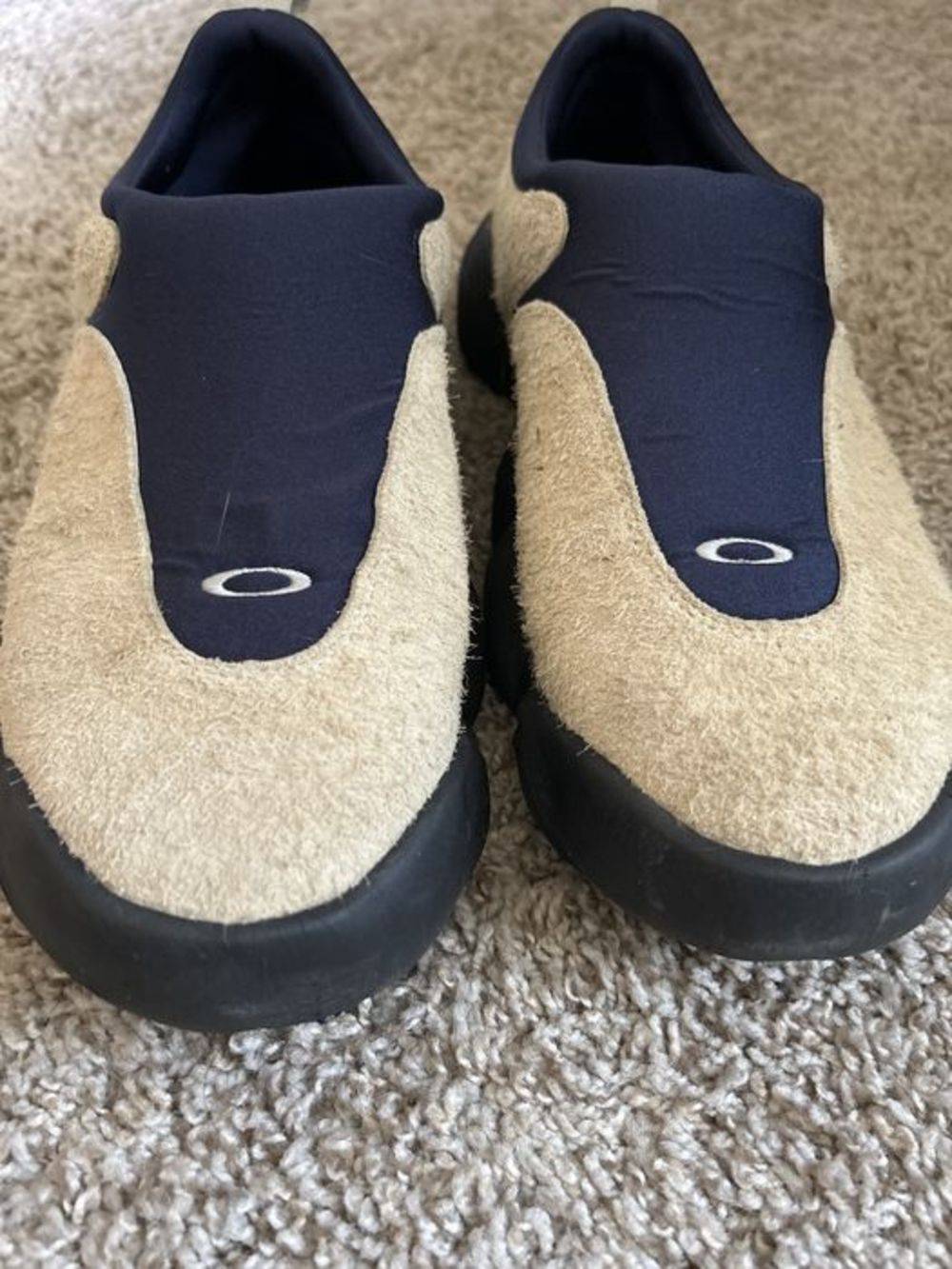 Finding the Oakley x Brain Dead Flesh Spring 2026 Earth colorway in US stores before they disappear