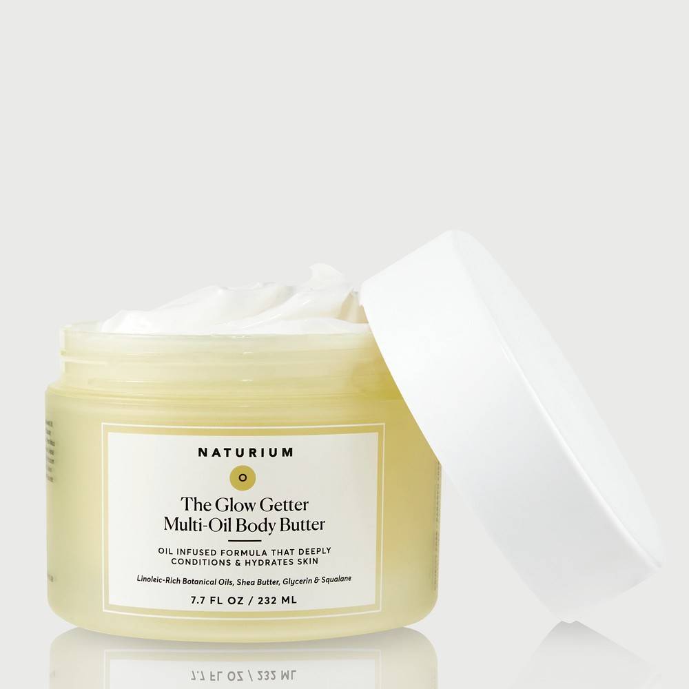 Naturium The Glow Getter Multi-Oil Body Butter is currently being shipped from the US to Italy by savvy shoppers