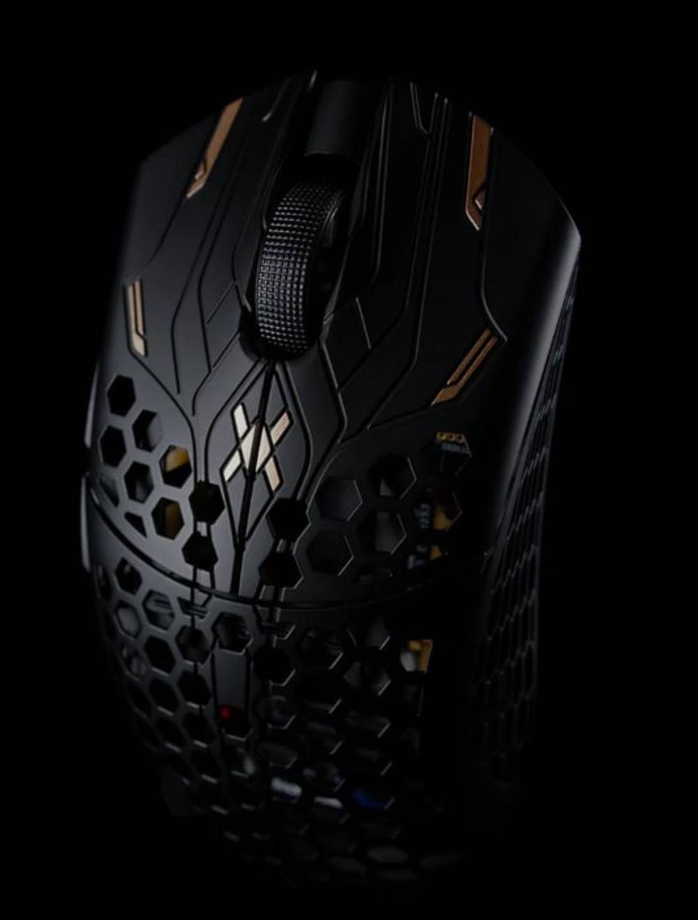 Why I imported the Finalmouse UltralightX Guardian from the US to Switzerland to save money