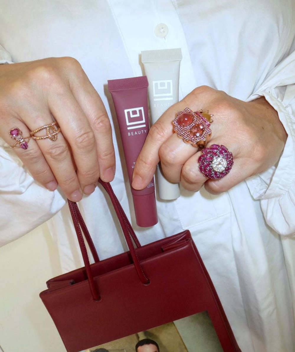 Ordering the U Beauty Special Edition Lip Compound from US boutiques with minimal effort