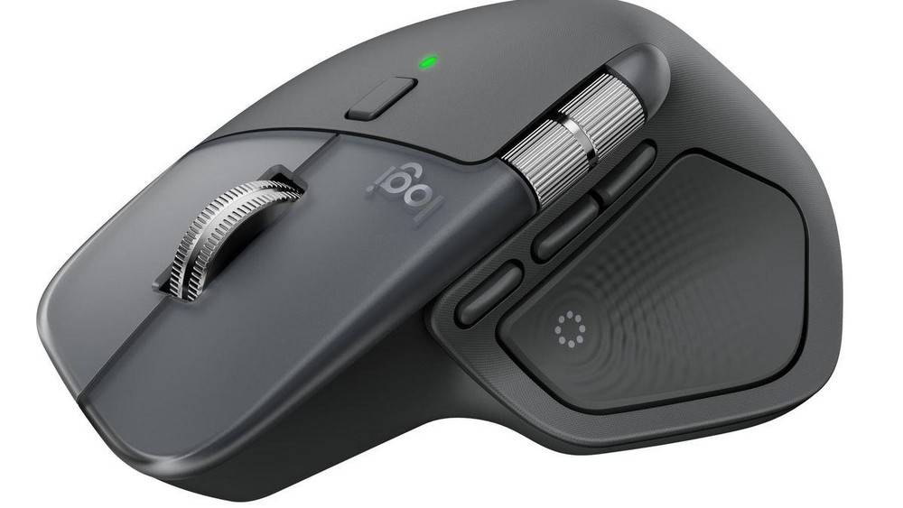 I imported the Logitech MX Master 4 to Spain from the US because waiting for local stock is a mistake