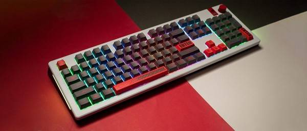 Glorious GMMK 3 Pro (Customizable US Edition)
