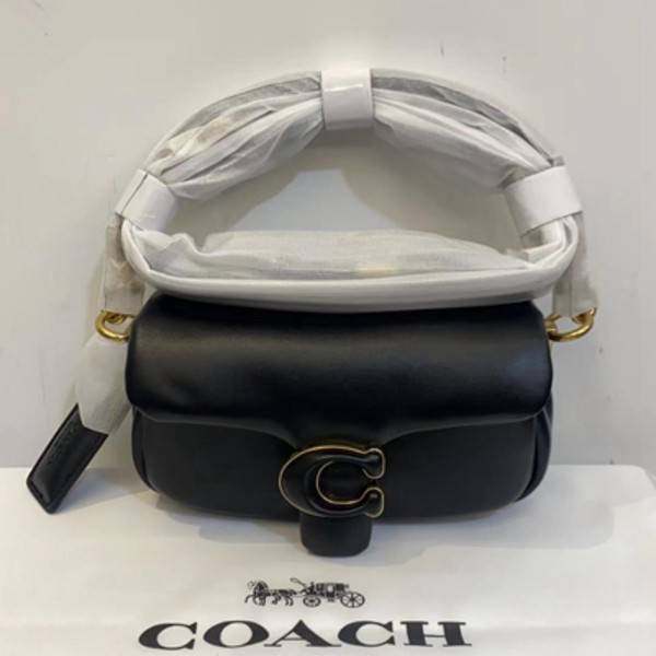 Coach Pillow Tabby 18 (2026 'Metallic Lavender')