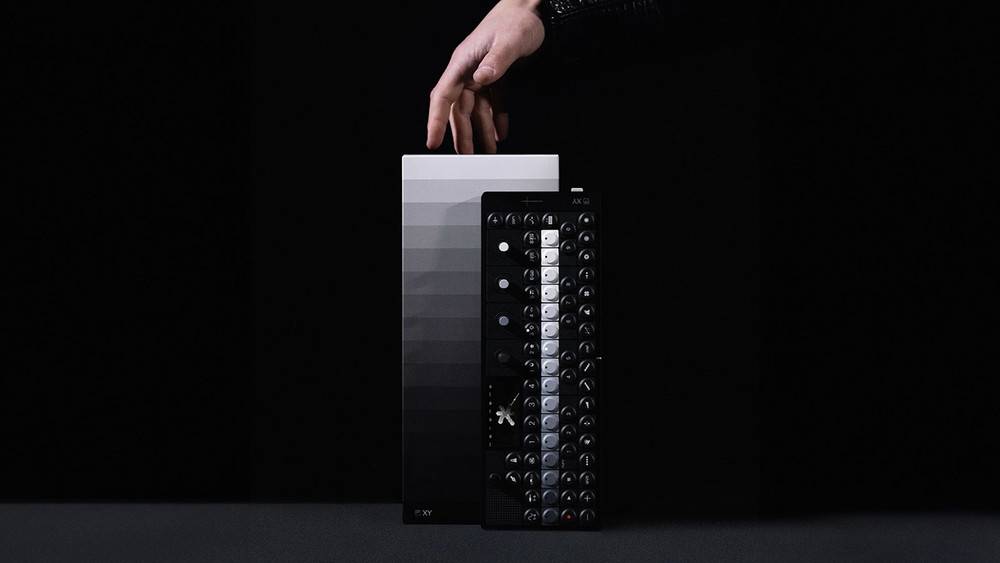 Save RM1,200 on the Teenage Engineering OP–XY by sourcing from US retailers