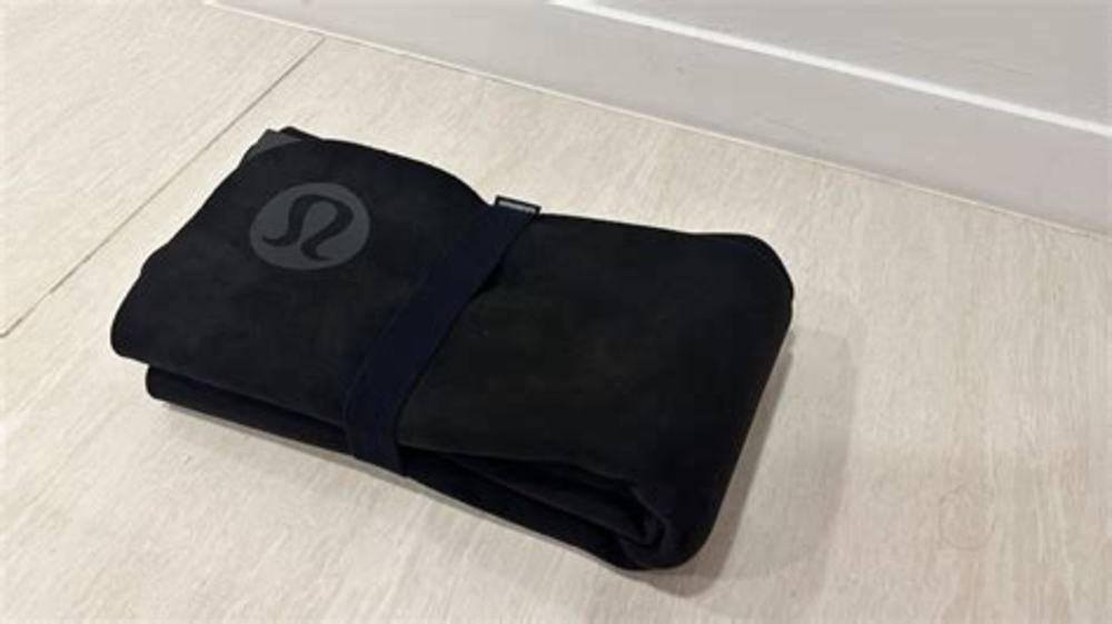 The Lululemon 2-in-1 Travel Yoga Mat from the US is much cheaper than UAE retail prices