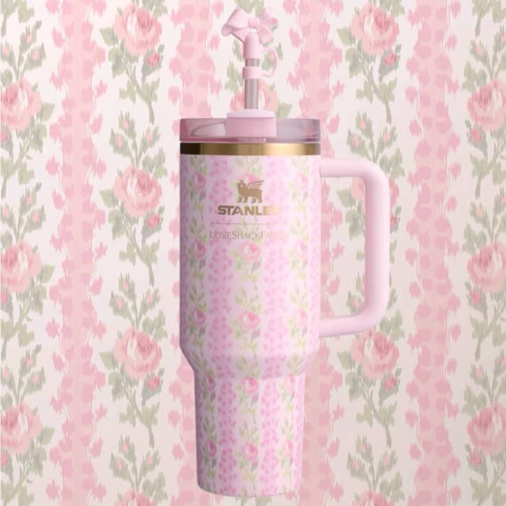 Save €45 on the Stanley x LoveShackFancy Blooming Heirloom Quencher by importing from the US before the Mother