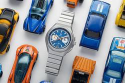 Save $220 on Meta Ray-Ban Wayfarer Crystal Limited Edition via direct US shipping