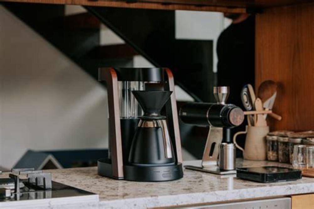 Save $450 on the Zerno Z2 and avoid getting roasted by French retail prices with a US freight forwarder