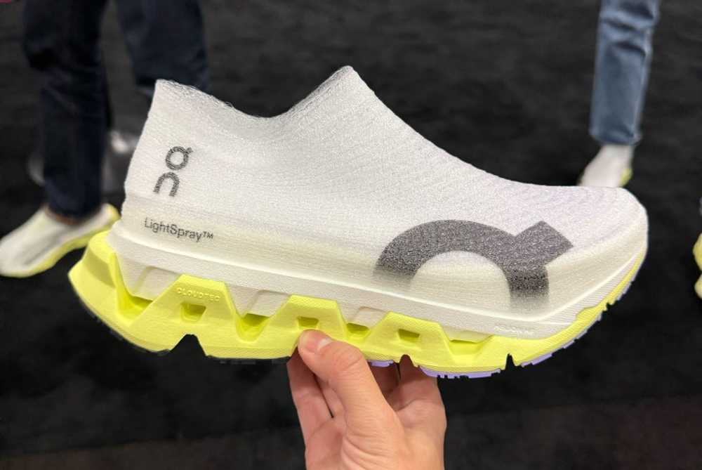 Snagging the On Running Cloudmonster 3 US exclusives for your Singapore runs