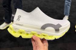 Snagging the On Running Cloudmonster 3 US exclusives for your Singapore runs