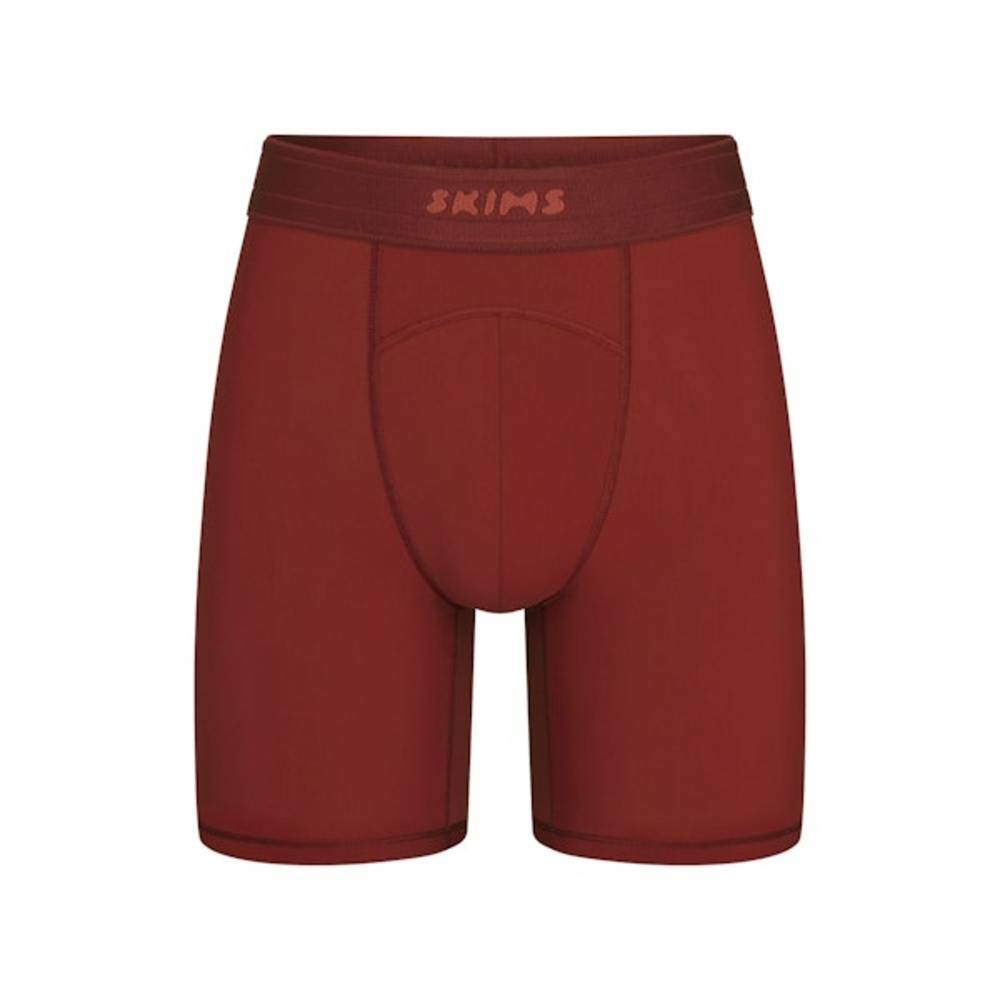 Shipping the US exclusive Skims Mens Sport Performance Set to Malaysia is straightforward