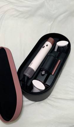 I realized that getting the Rose Gold Dyson Airstrait from the US saved me money despite the distance to Thailand