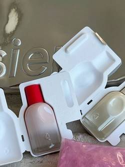 Does the Glossier 2026 Chrome Case signify a new era of retail exclusivity for Malaysian collectors