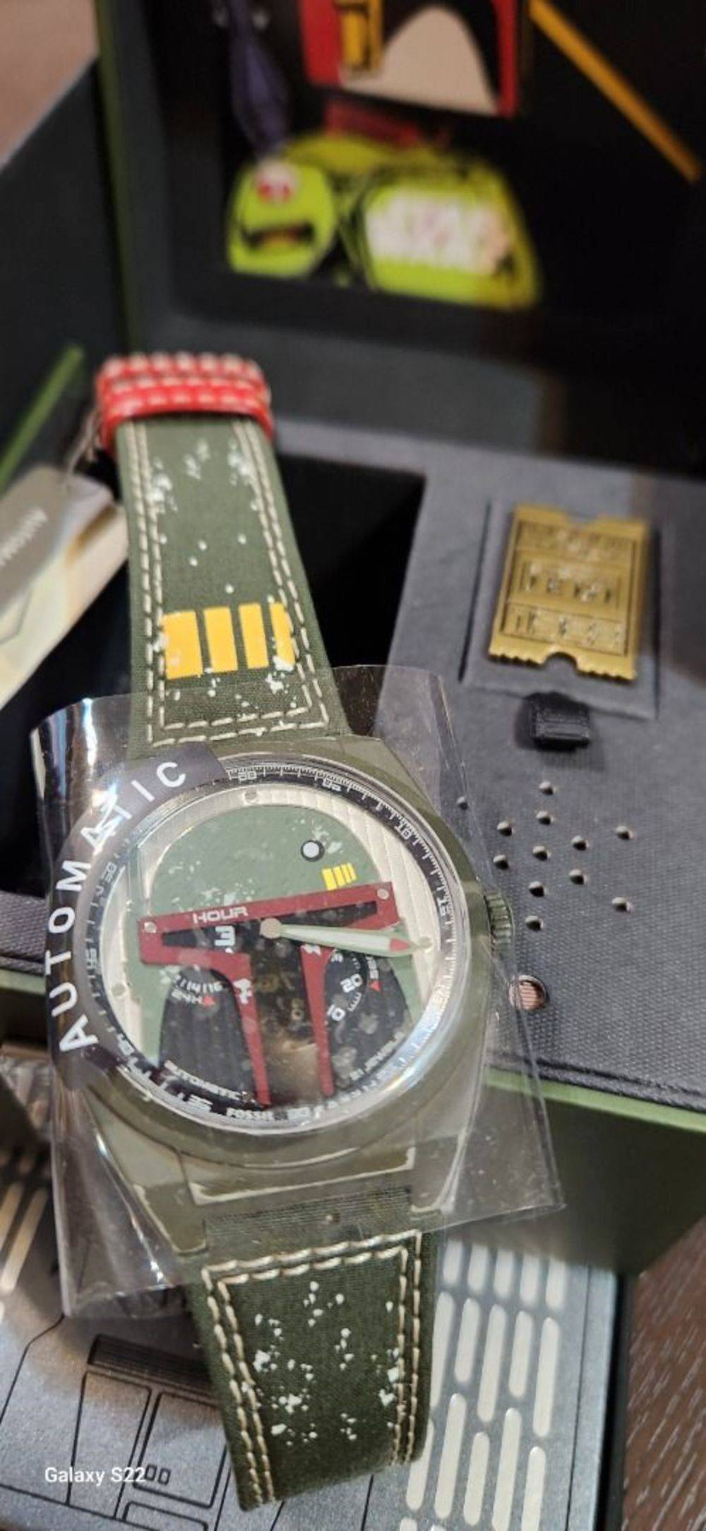 Fossil Lightsaber Watch vs Local Malaysia Stock: Essential Buying Facts